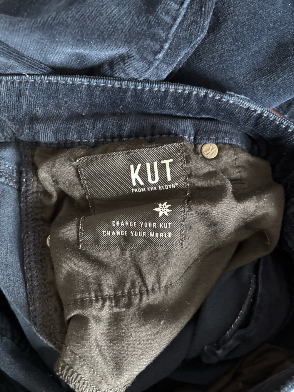 KUT from the Kloth Karen Baby Bootcut Corduroy Pants Navy Blue Womens 12 Preppy - Picture 11 of 12